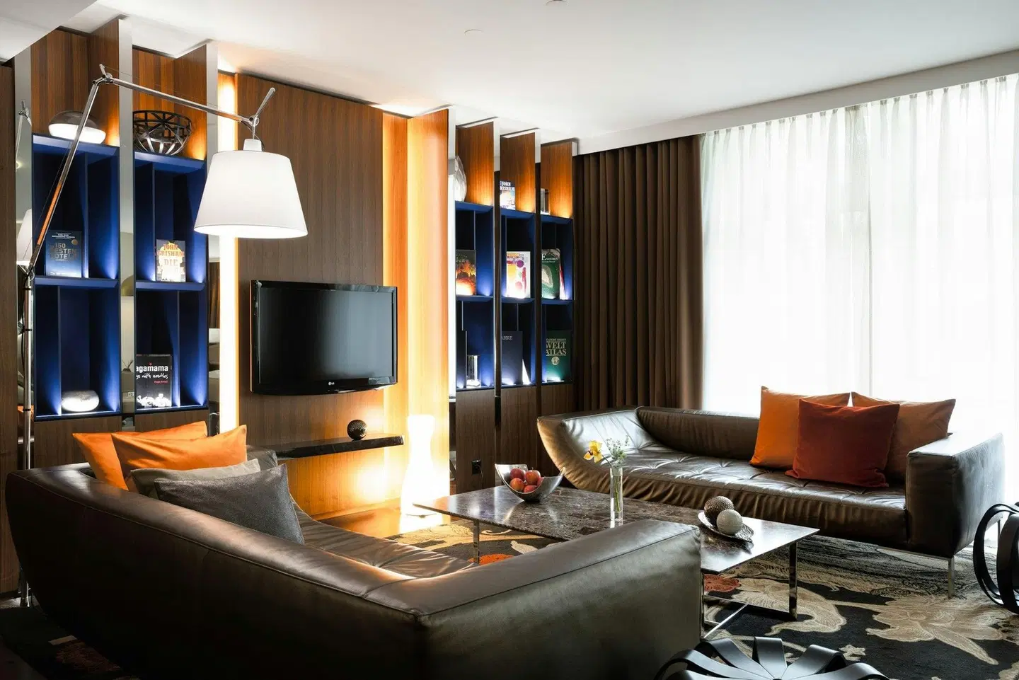 Renaissance Lucerne Hotel ROOM_EXAMPLE