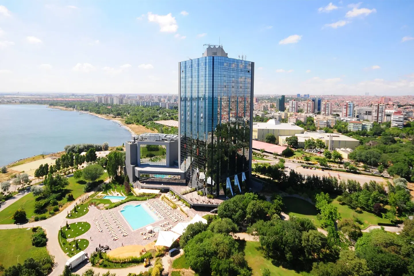 Sheraton Istanbul Ataköy Hotel EXTERIOR