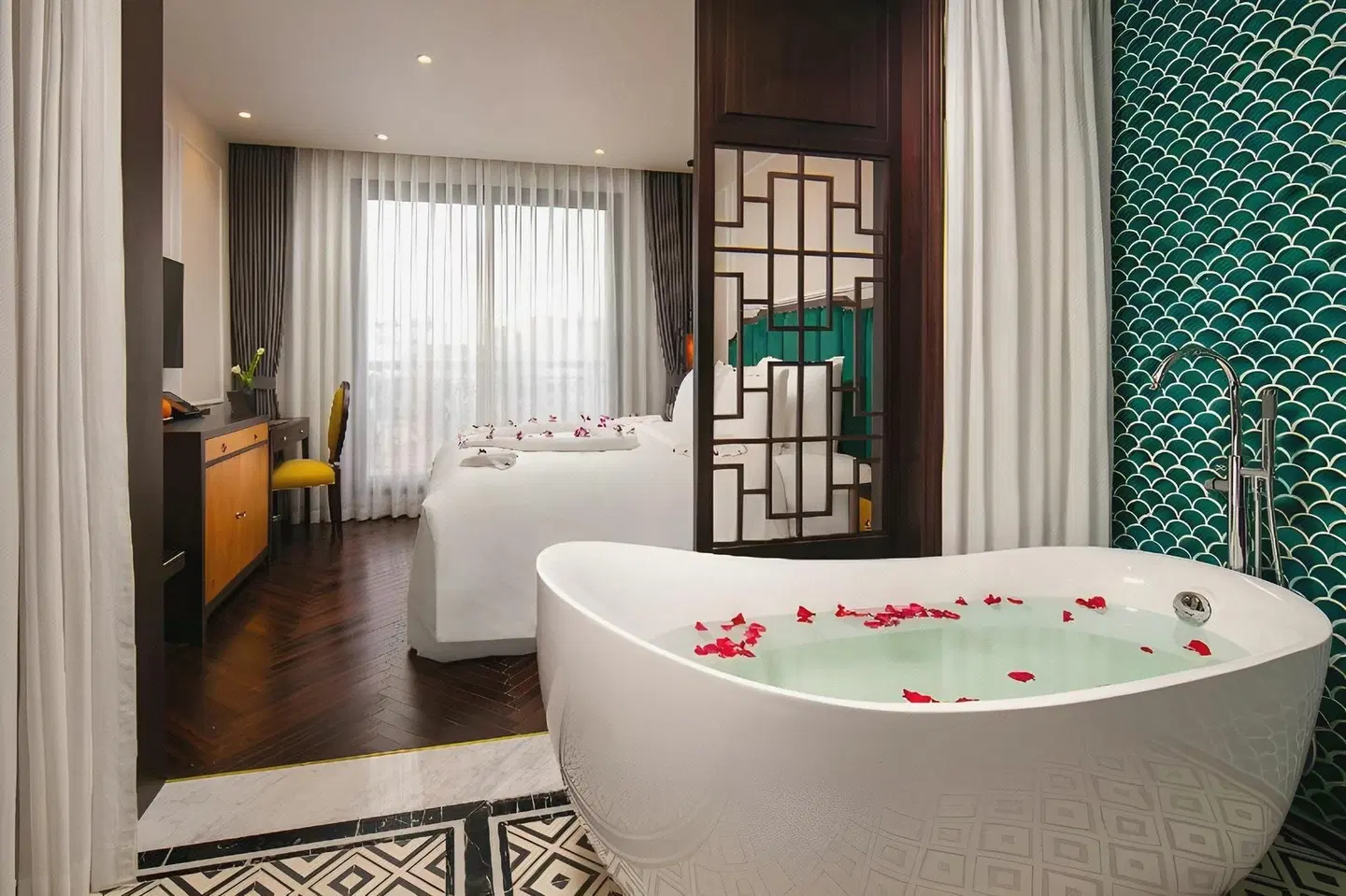 GM Premium Hotel Badezimmer