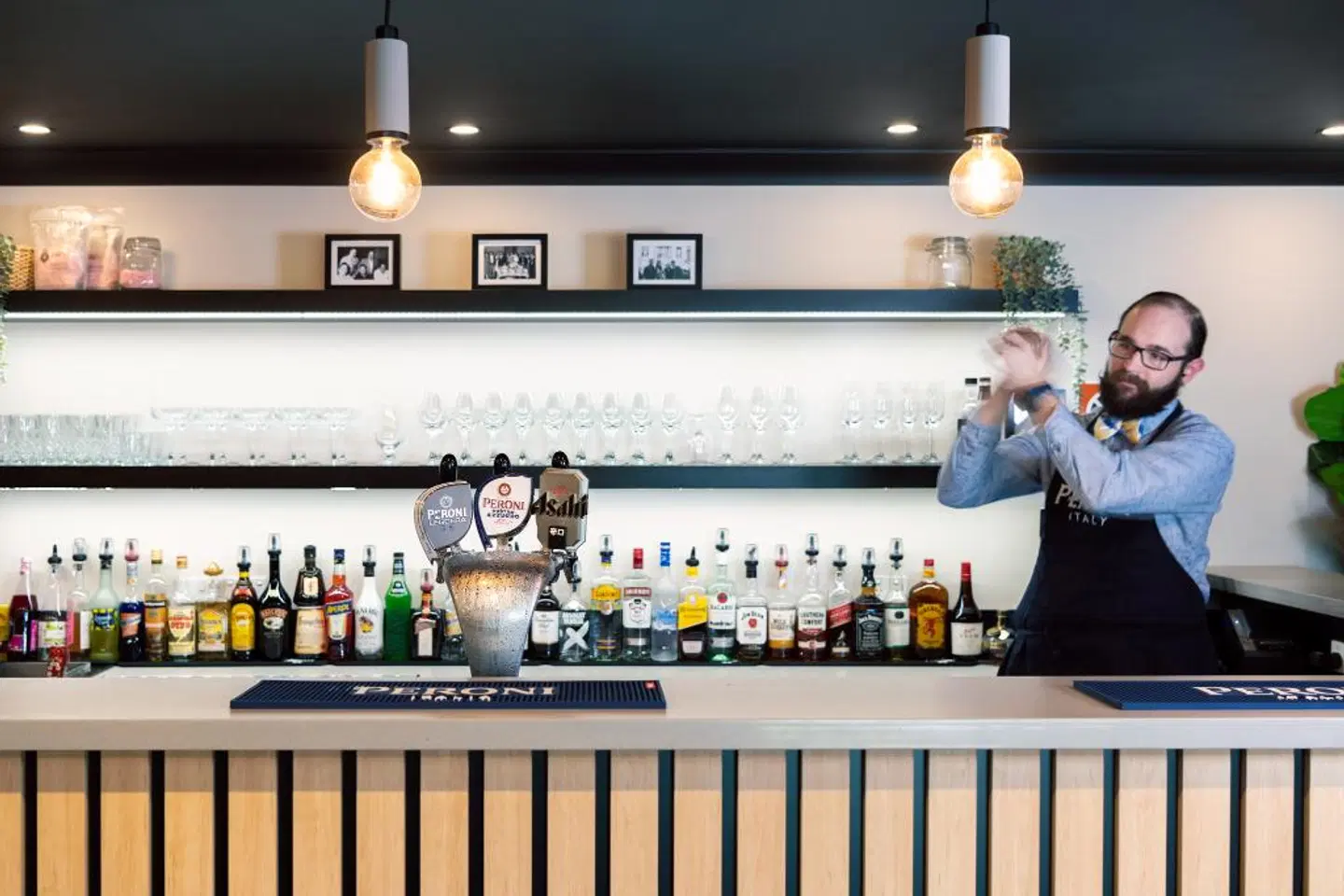 Zig Zag Motel Bar