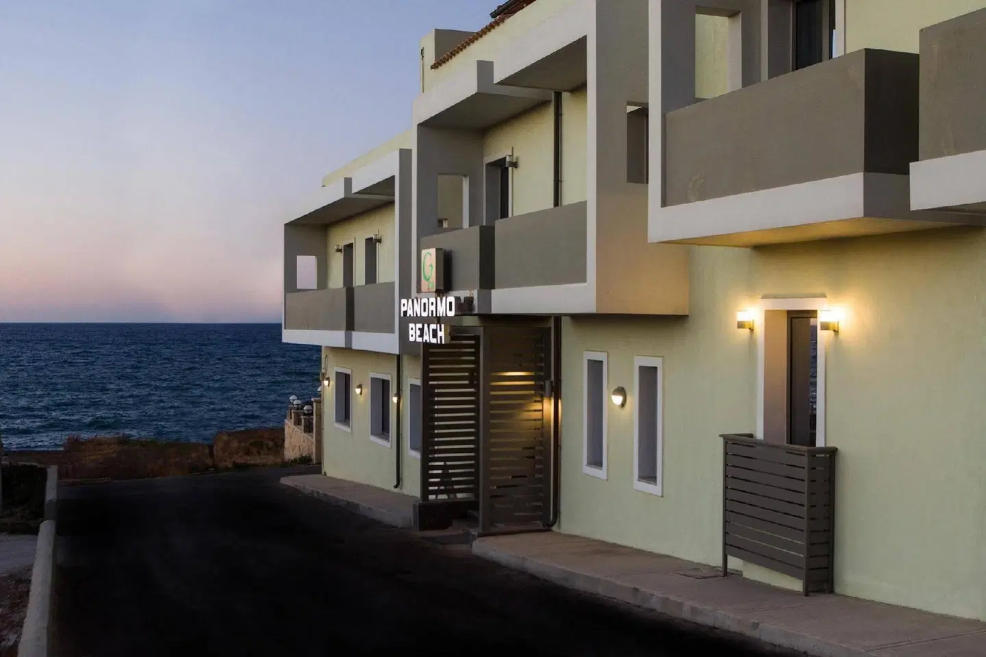 Panormo Beach Hotel EXTERIOR