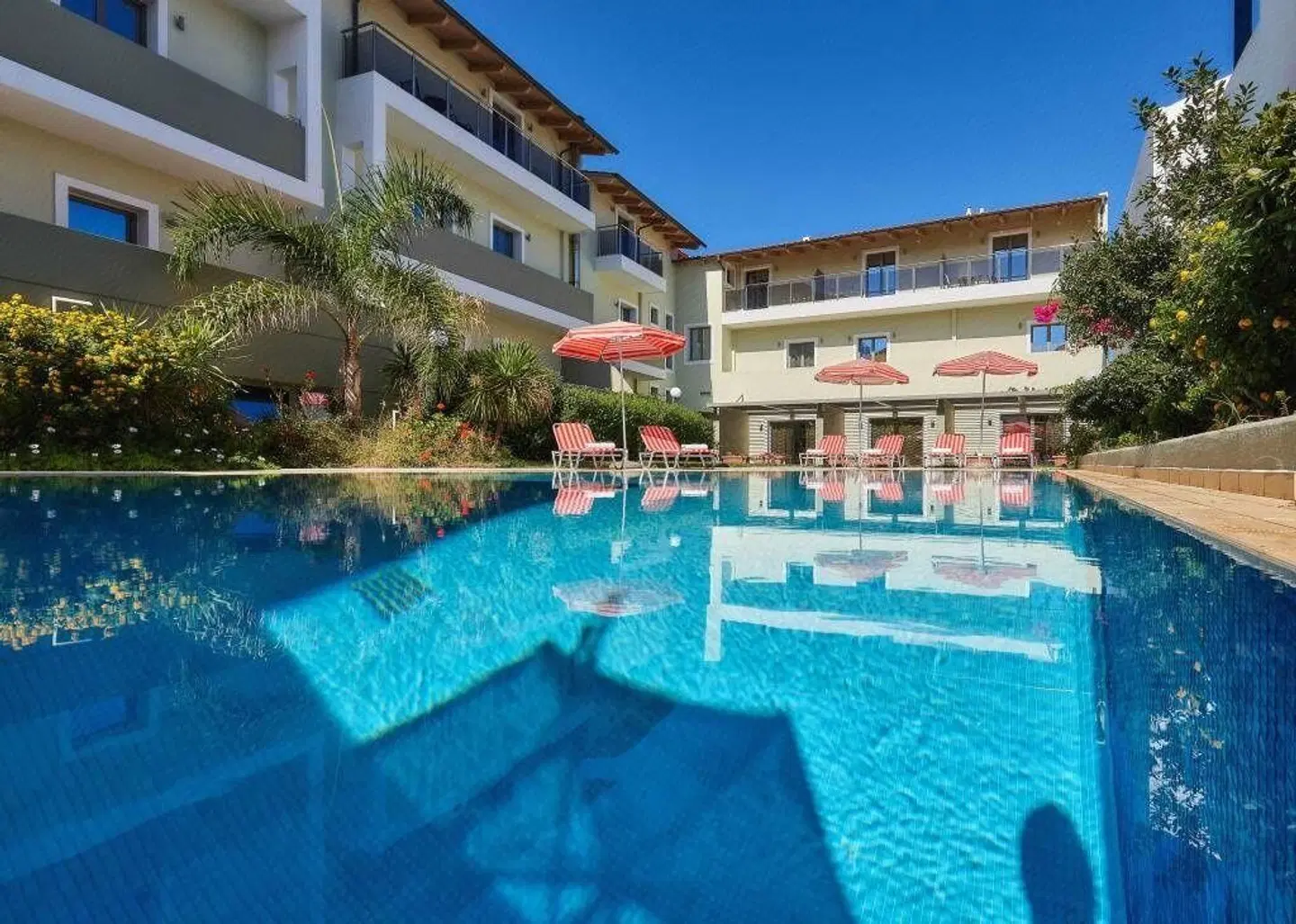 Panormo Beach Hotel OUTDOOR_POOL