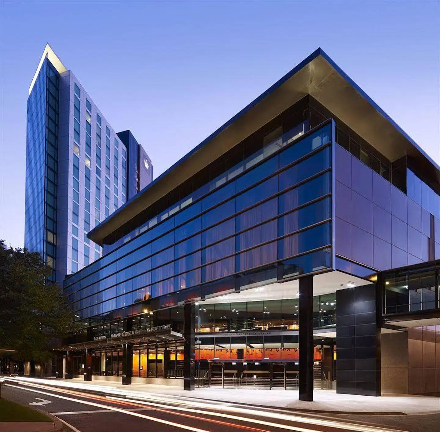 Crown Promenade Melbourne EXTERIOR