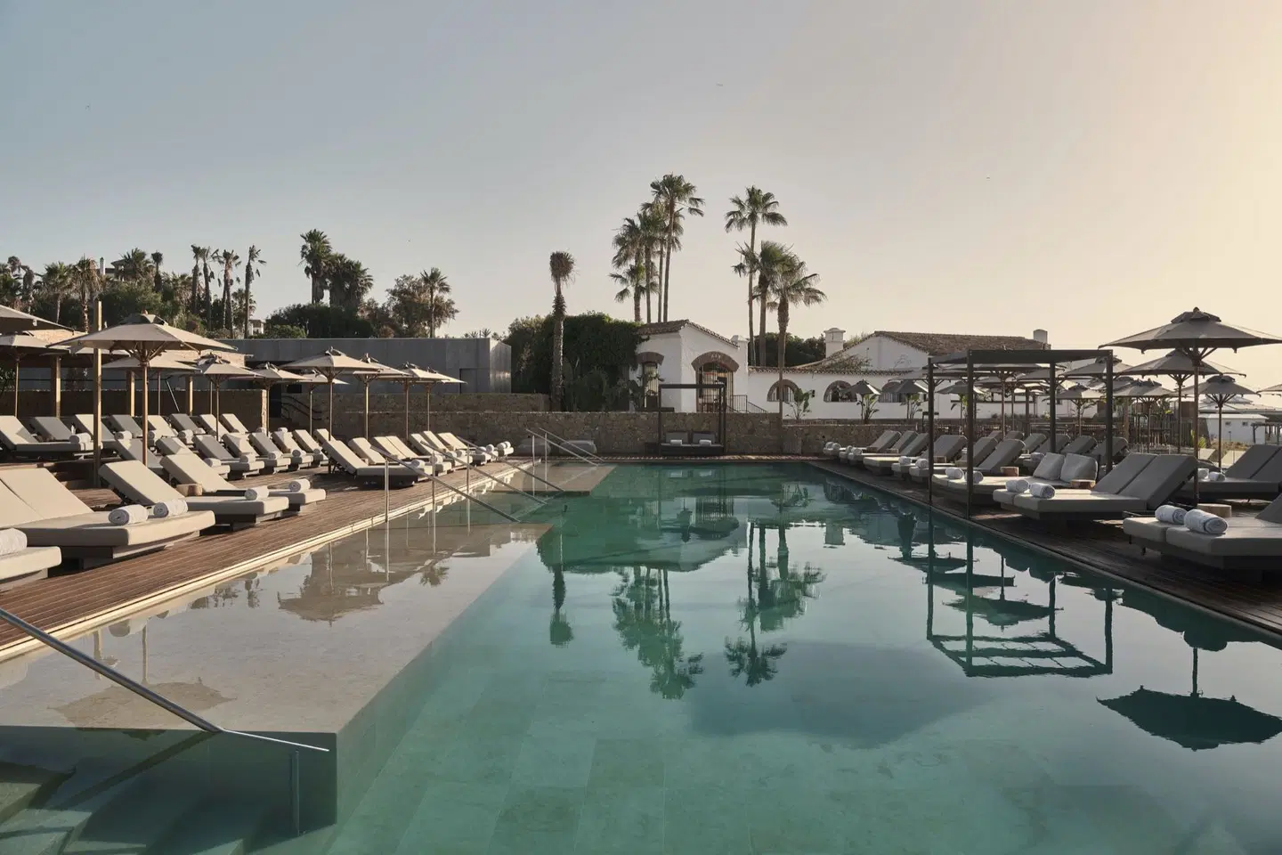 OKU Andalusia OUTDOOR_POOL