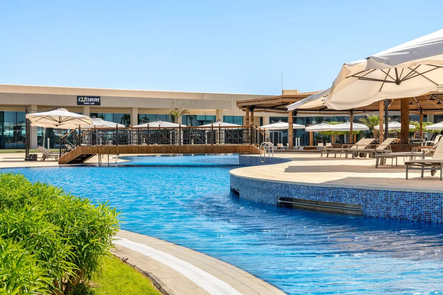 Pickalbatros Luxury Suites OUTDOOR_POOL