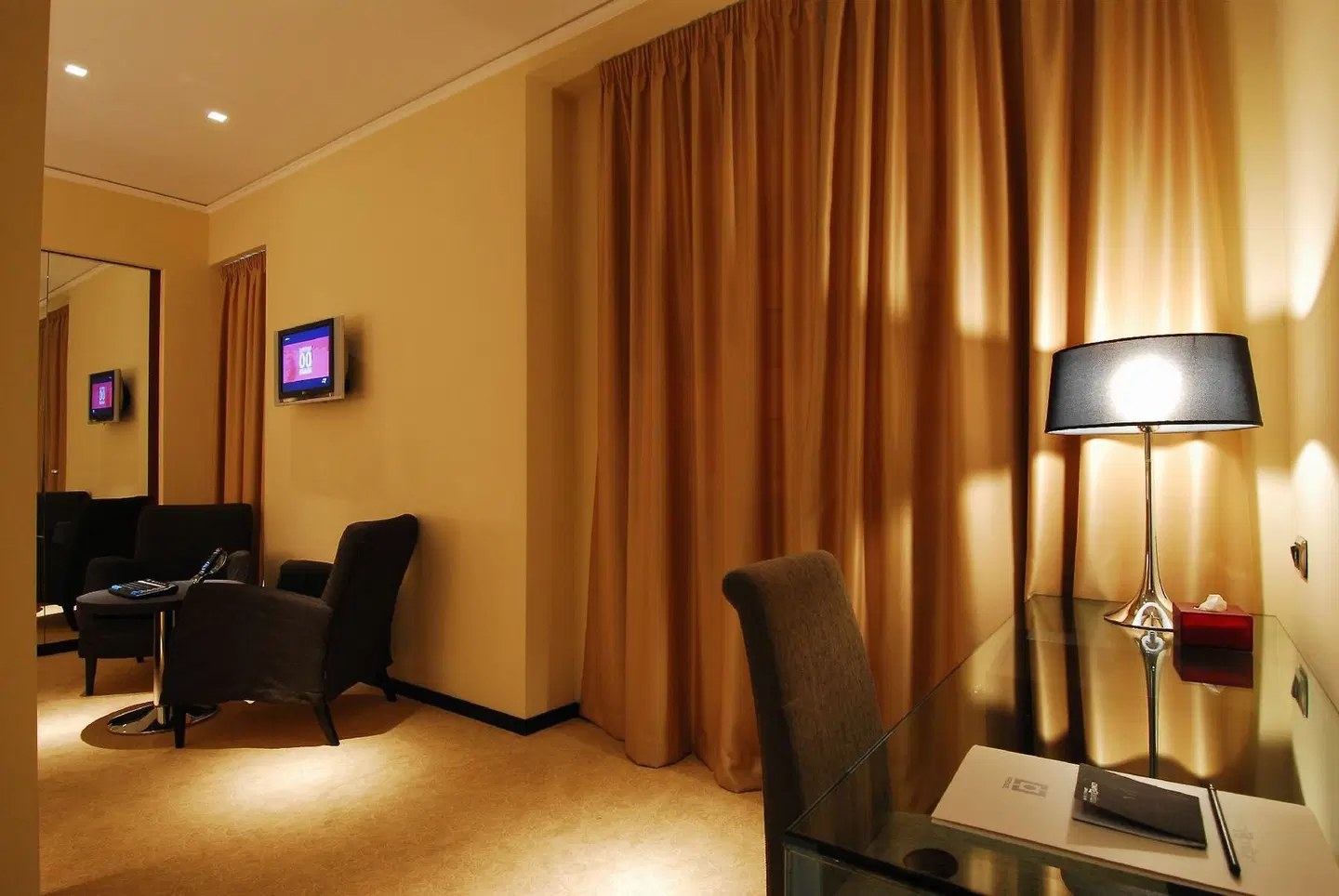 Cosmopolitan Hotel ROOM_EXAMPLE