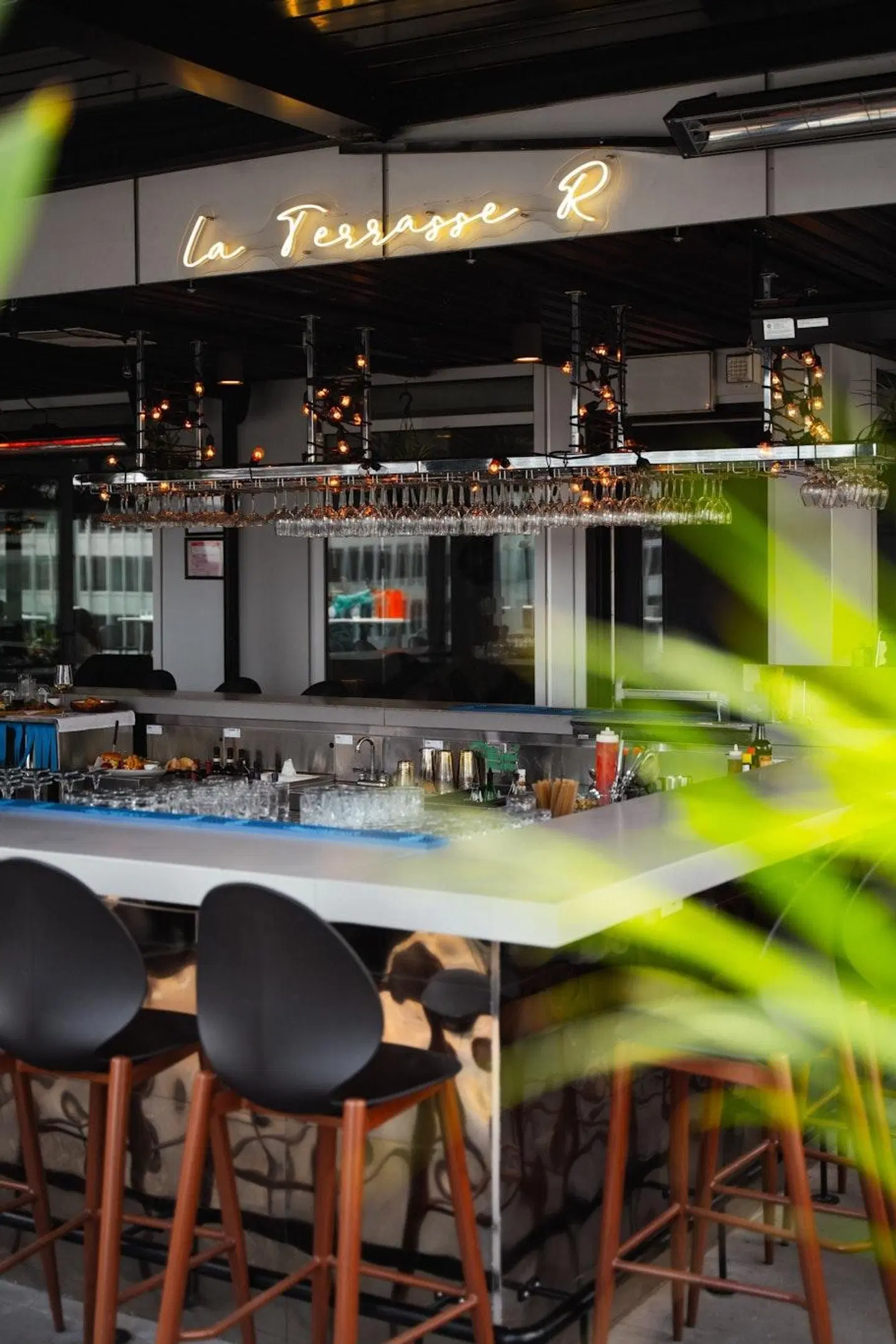 Renaissance Montreal Downtown Hotel Bar