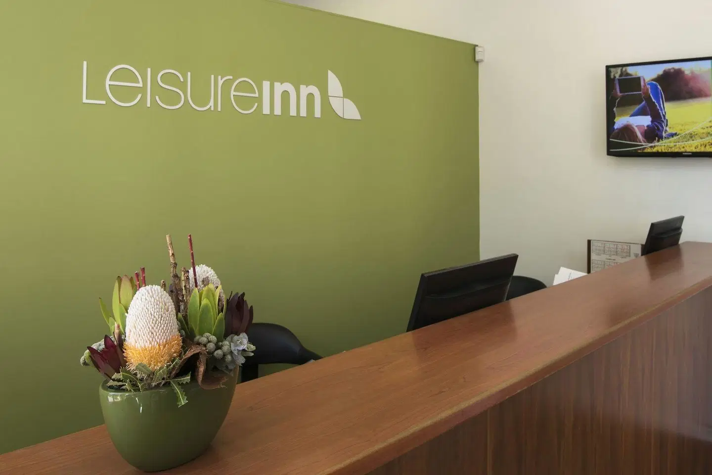 Leisure Inn Spires LOUNGE_LOBBY
