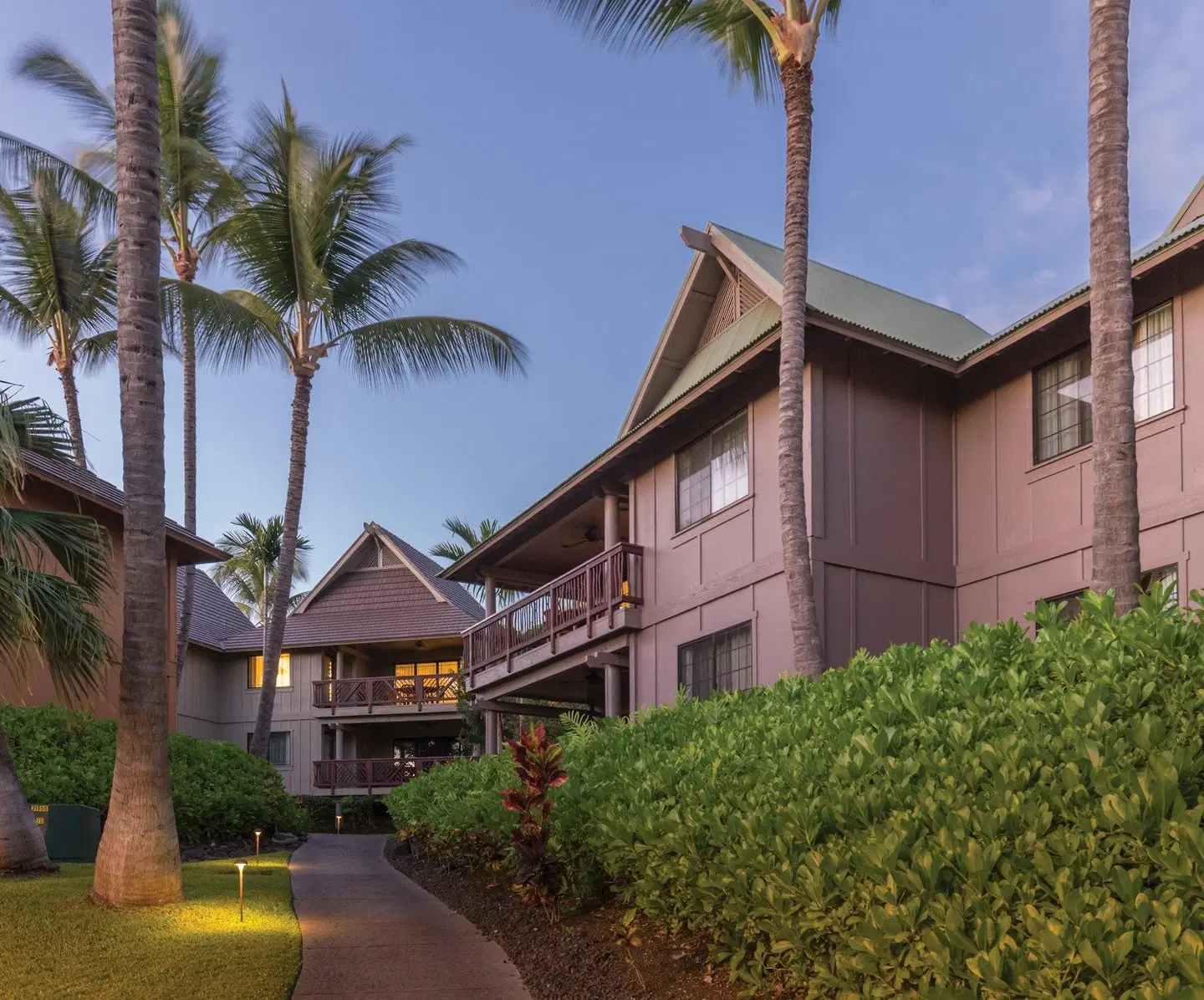 Wyndham Kona Hawaiian Resort EXTERIOR