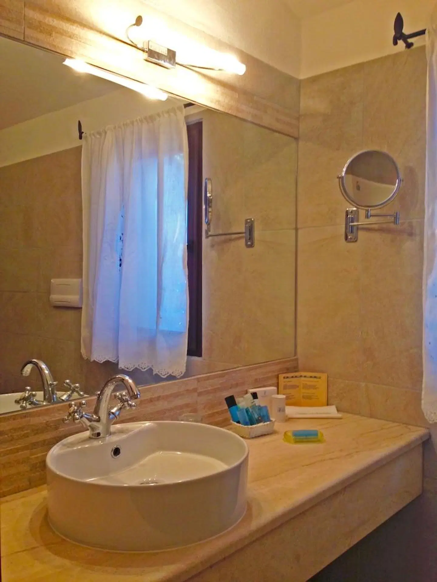 Ollastu BATHROOM