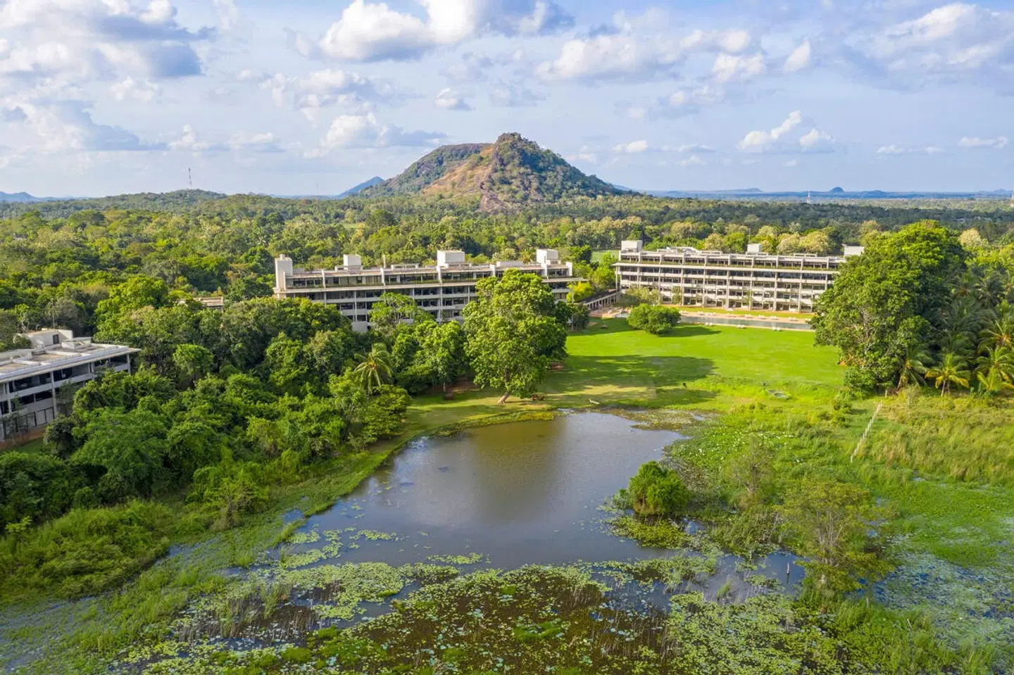 Jetwing Lake EXTERIOR