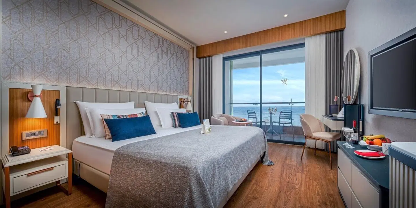Mylome Luxury Hotel & Resort ROOM_EXAMPLE