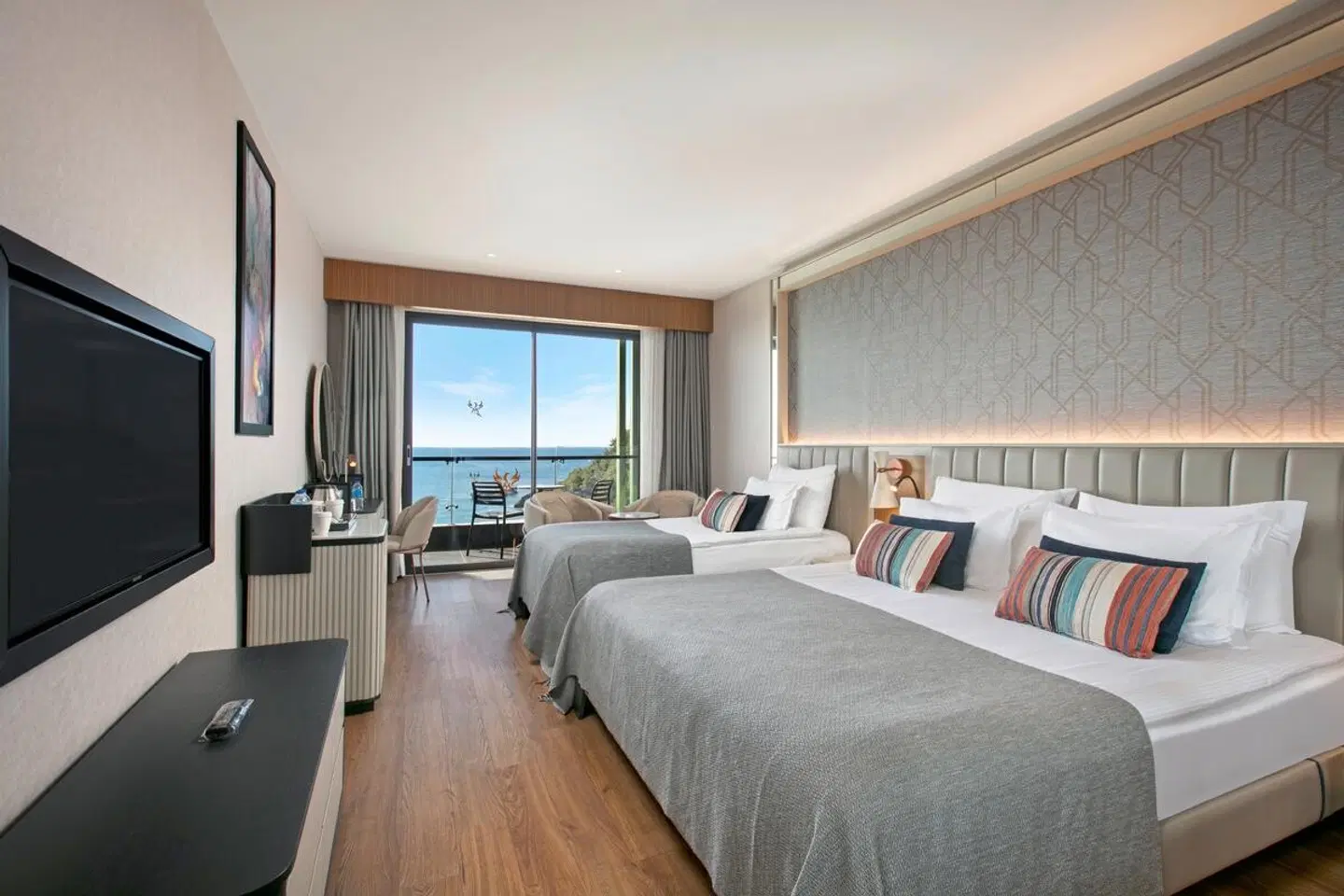 Mylome Luxury Hotel & Resort ROOM_EXAMPLE