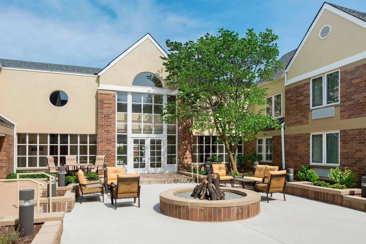 Four Points by Sheraton Buffalo Grove Terrasse