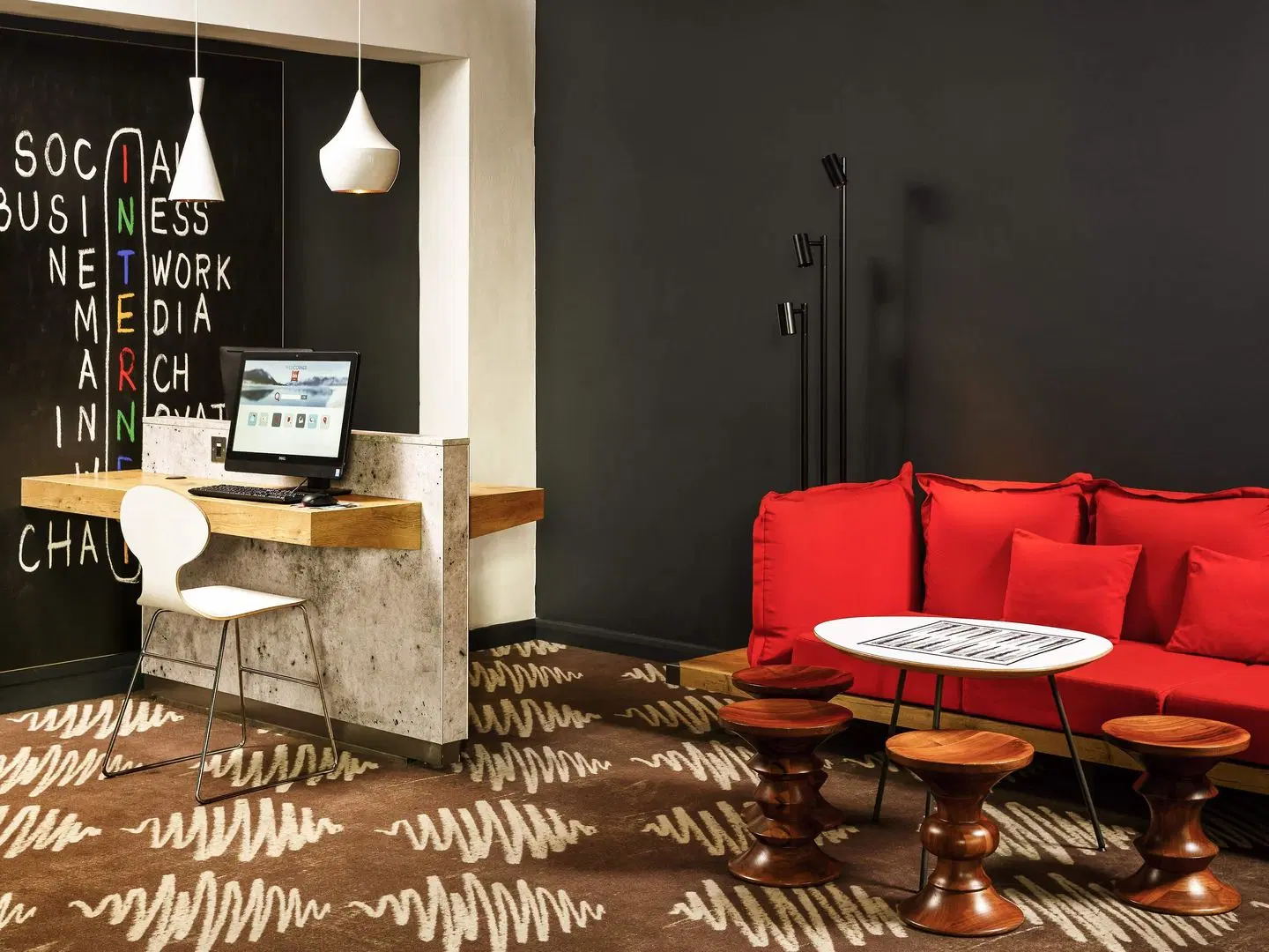 ibis London Stratford LOUNGE_LOBBY
