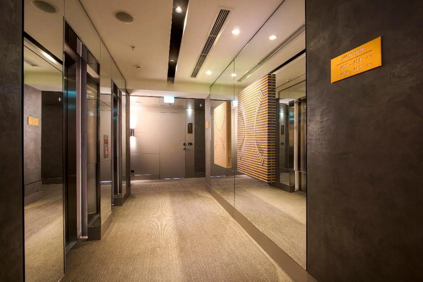 Lokalist, Istanbul, a Tribute Portfolio Hotel LOUNGE_LOBBY