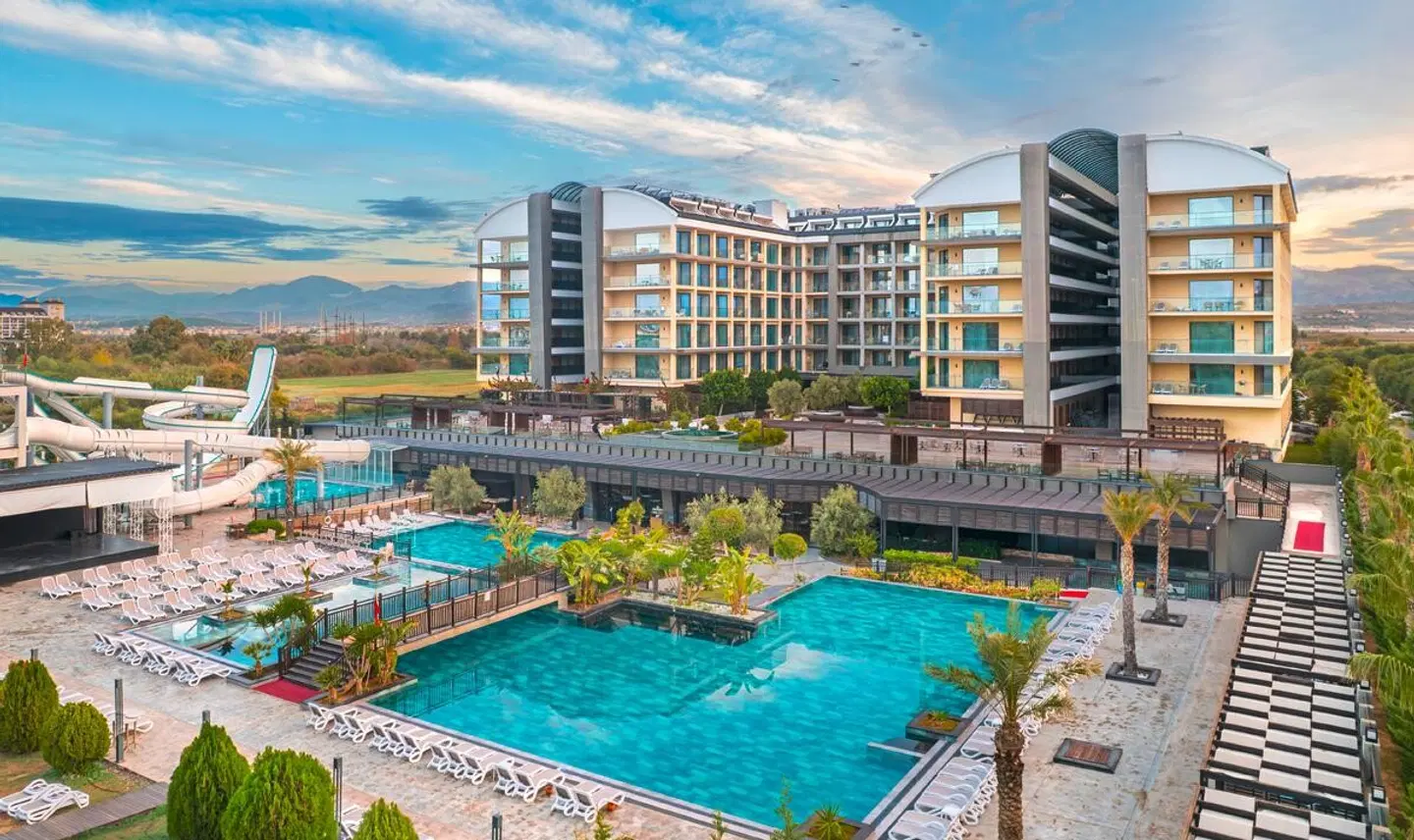 LRS Sorgun Akadia Luxury OUTDOOR_POOL
