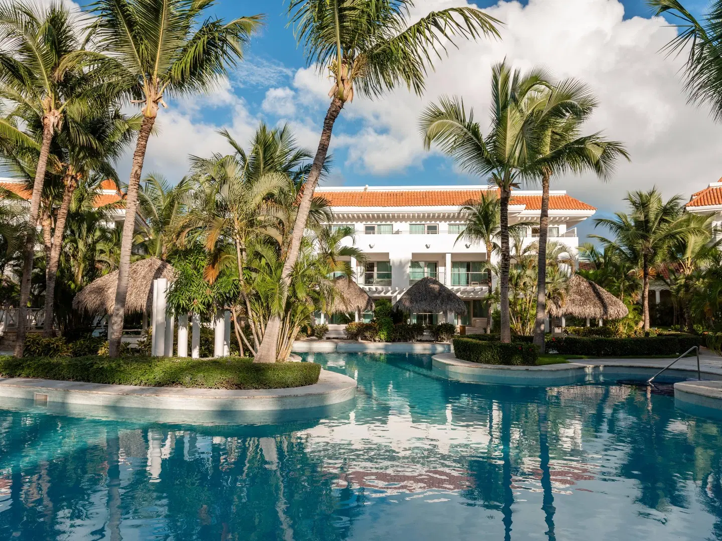 Zel Punta Cana OUTDOOR_POOL