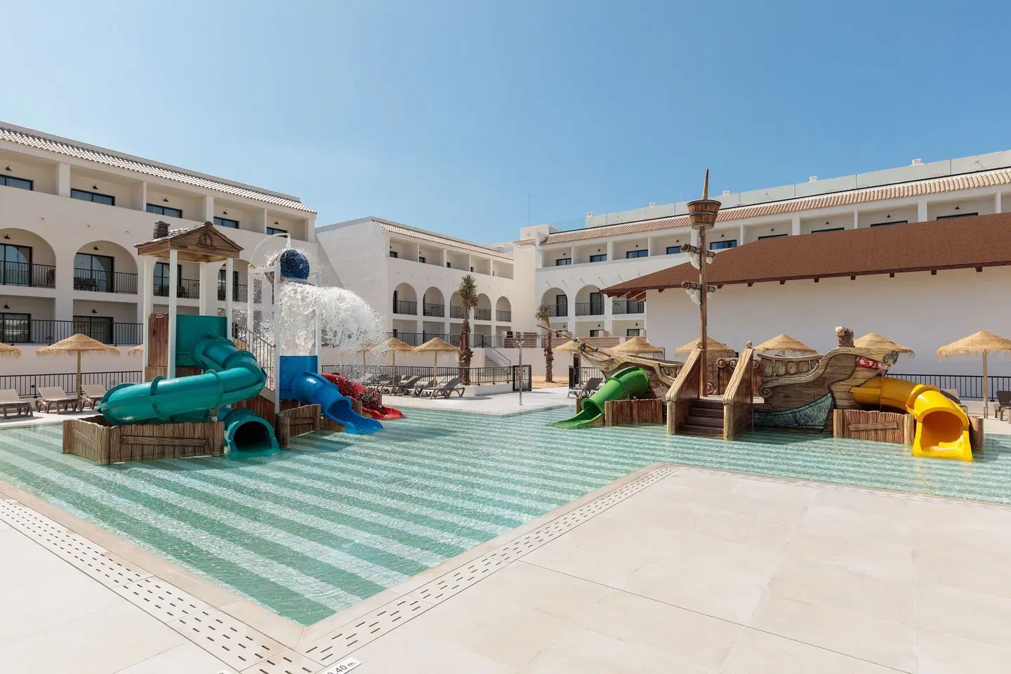 Best Village Chipiona OUTDOOR_POOL