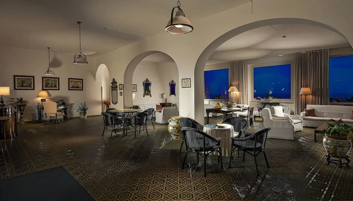 Bellevue Suite Restaurant