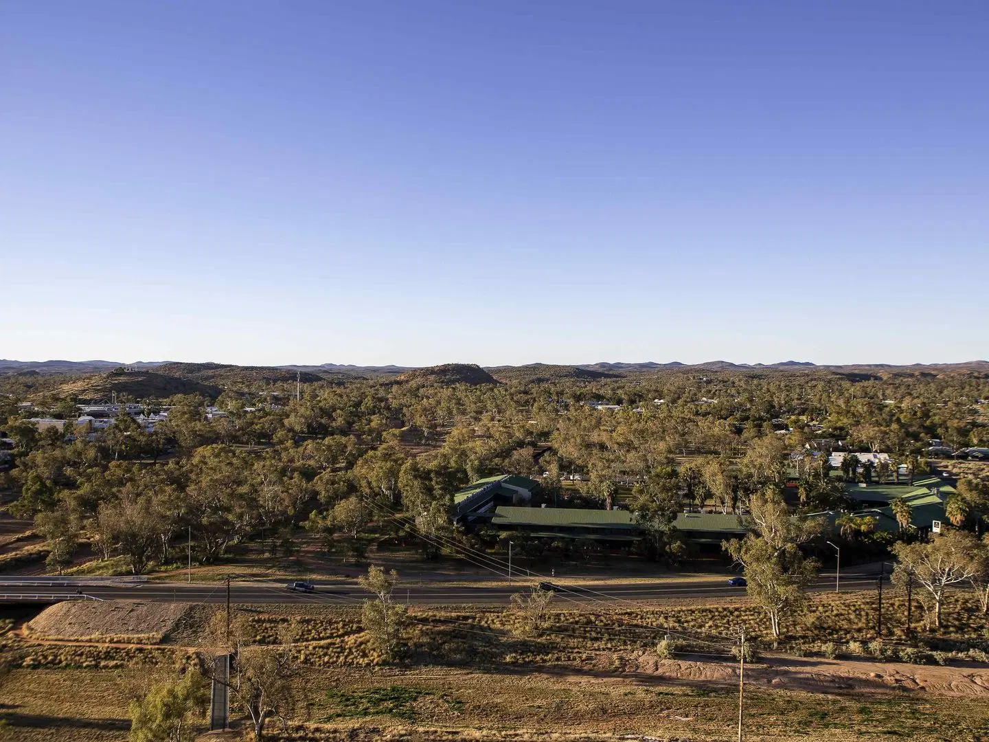 Mercure Alice Springs Resort LANDSCAPE