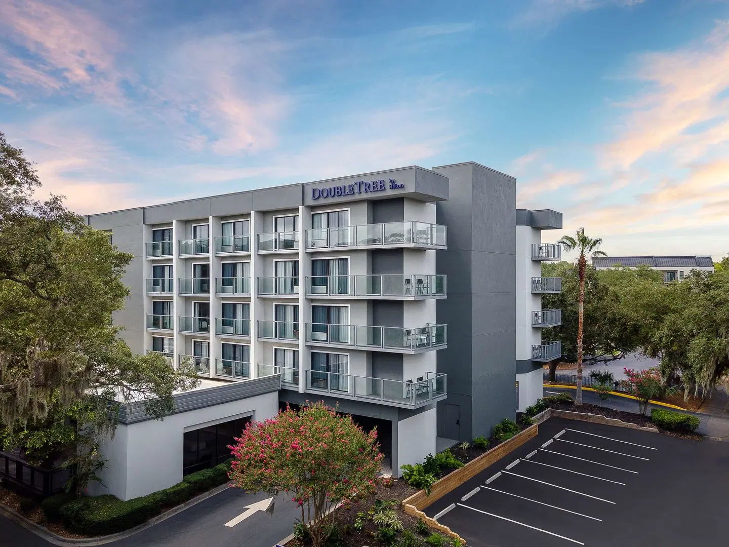 Doubletree By Hilton Hilton Head Island EXTERIOR