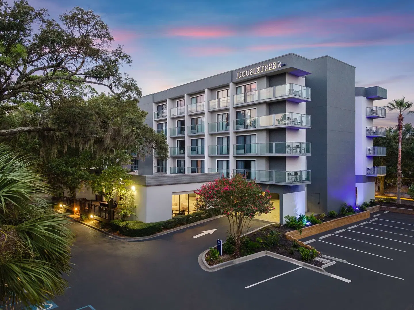 Doubletree By Hilton Hilton Head Island EXTERIOR
