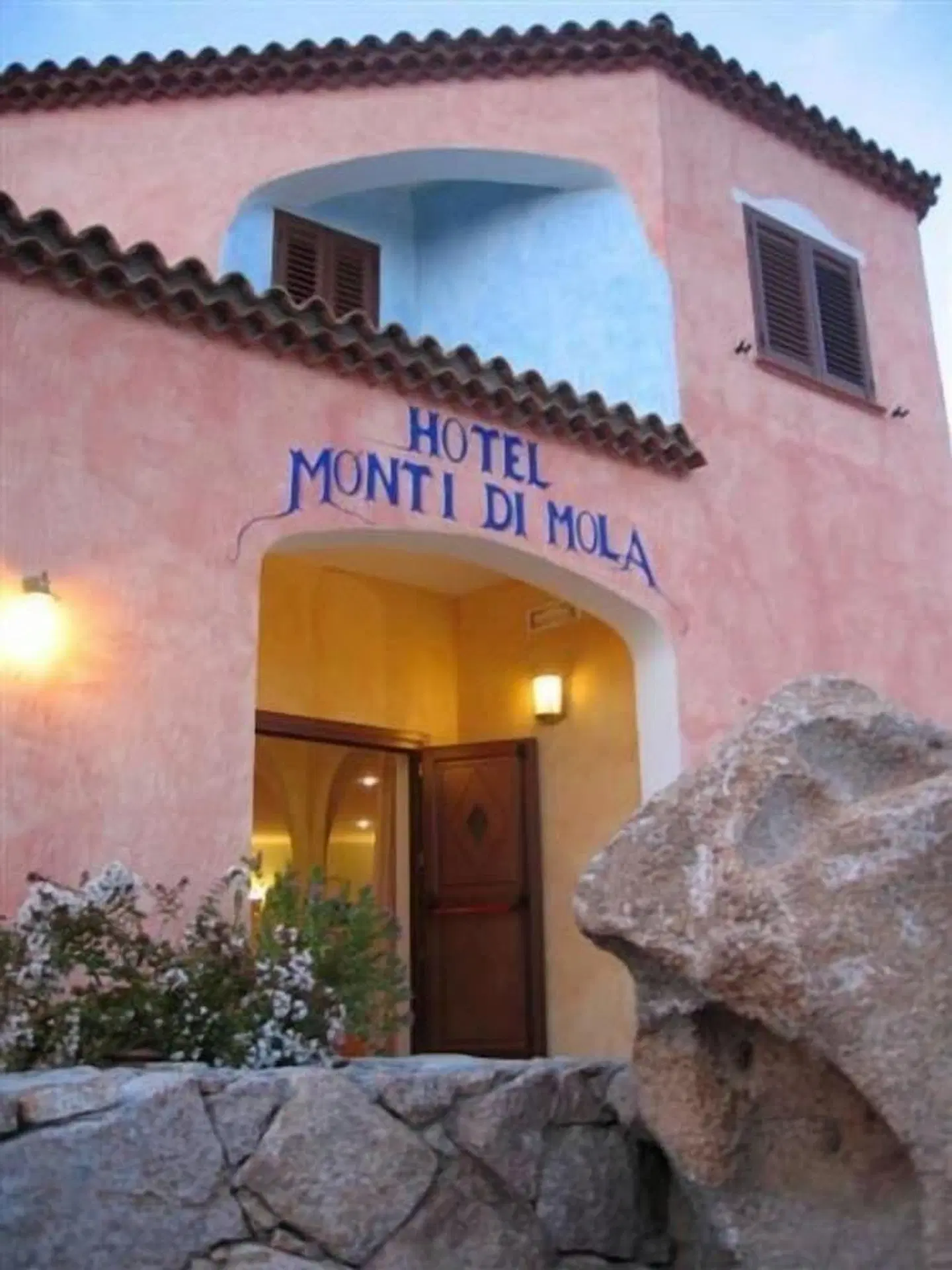 Monti Di Mola EXTERIOR