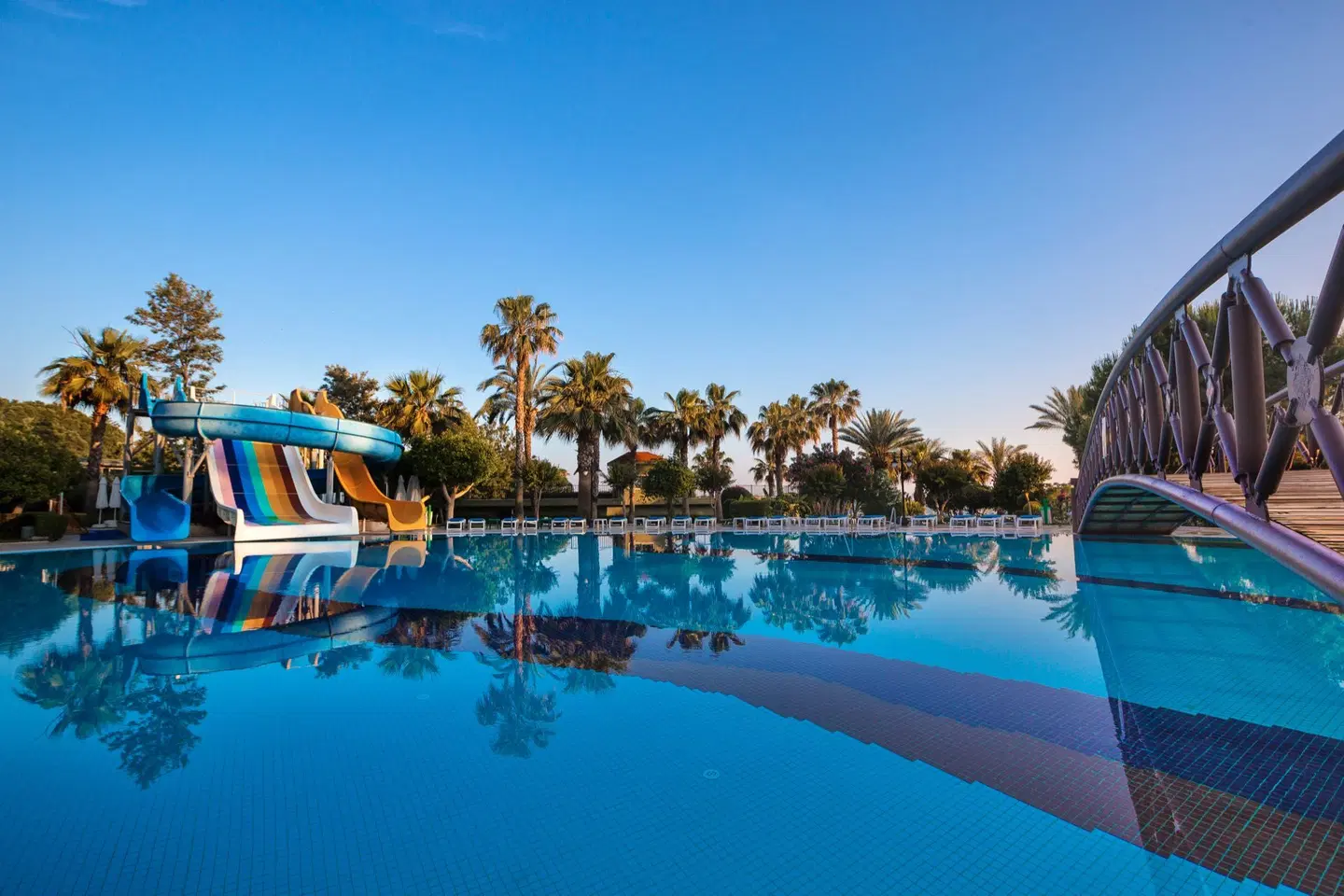 Terrace Beach Resort OUTDOOR_POOL