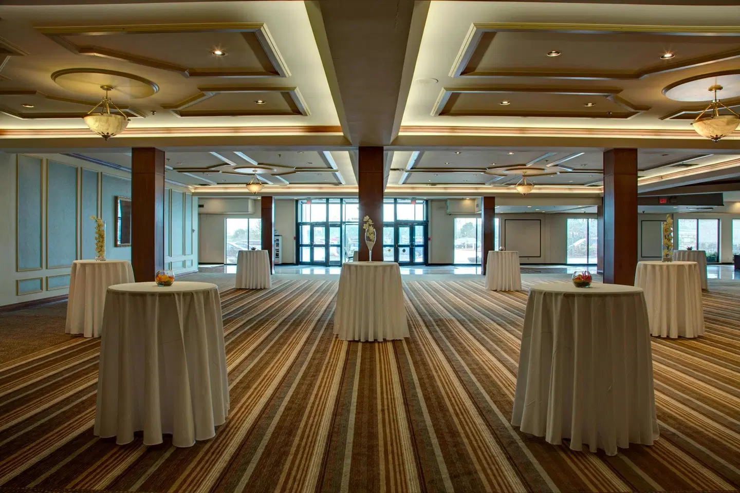 DELTA HOTELS BY MARRIOTT TORONTO AIRPORT & CC HEALTH_BEAUTY