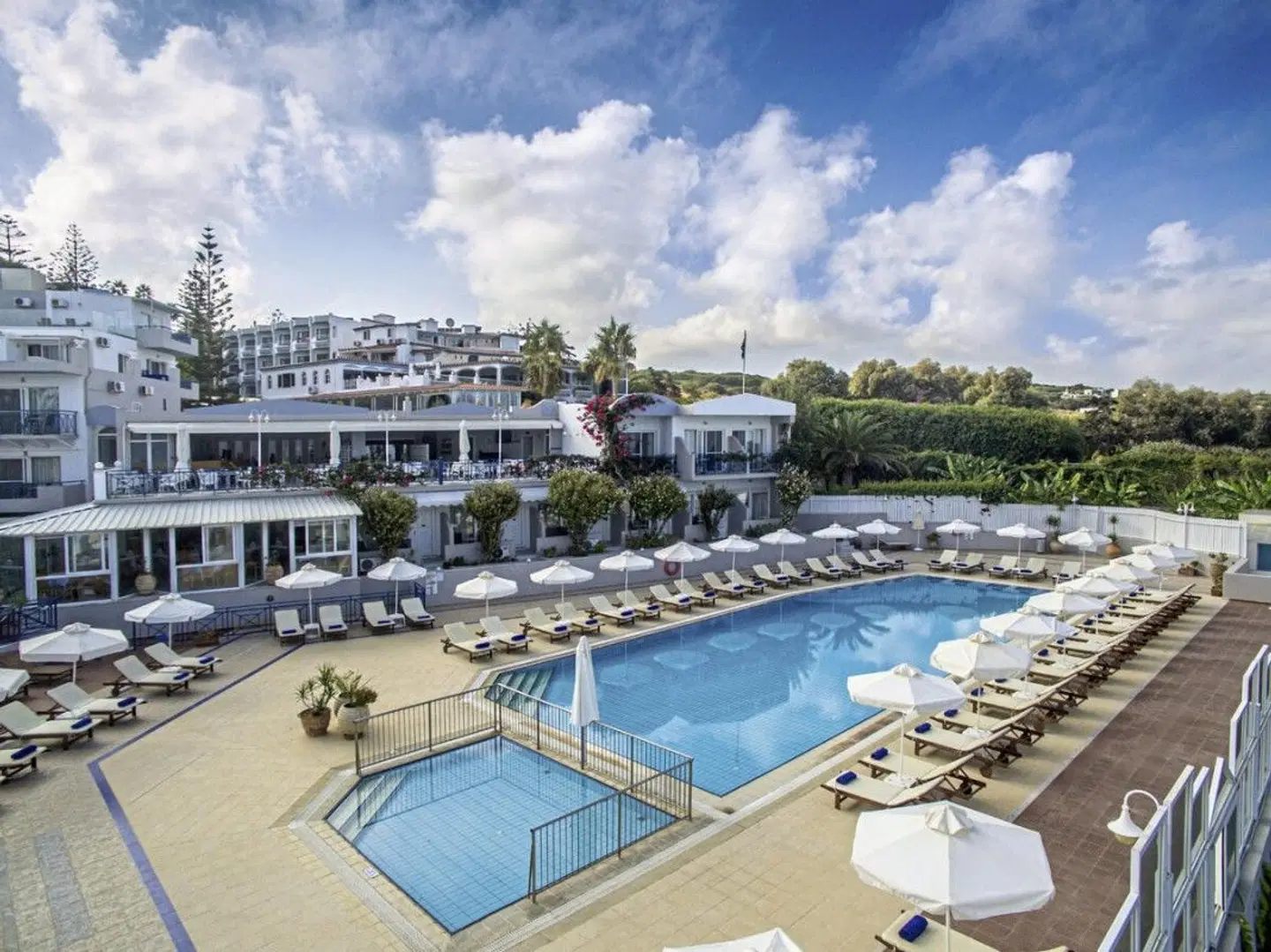 Rethymno Mare Hotel & Water Park OUTDOOR_POOL