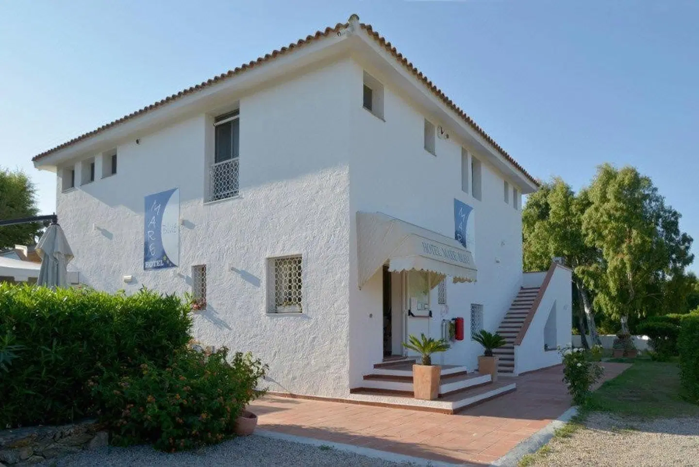 Mare Blue EXTERIOR