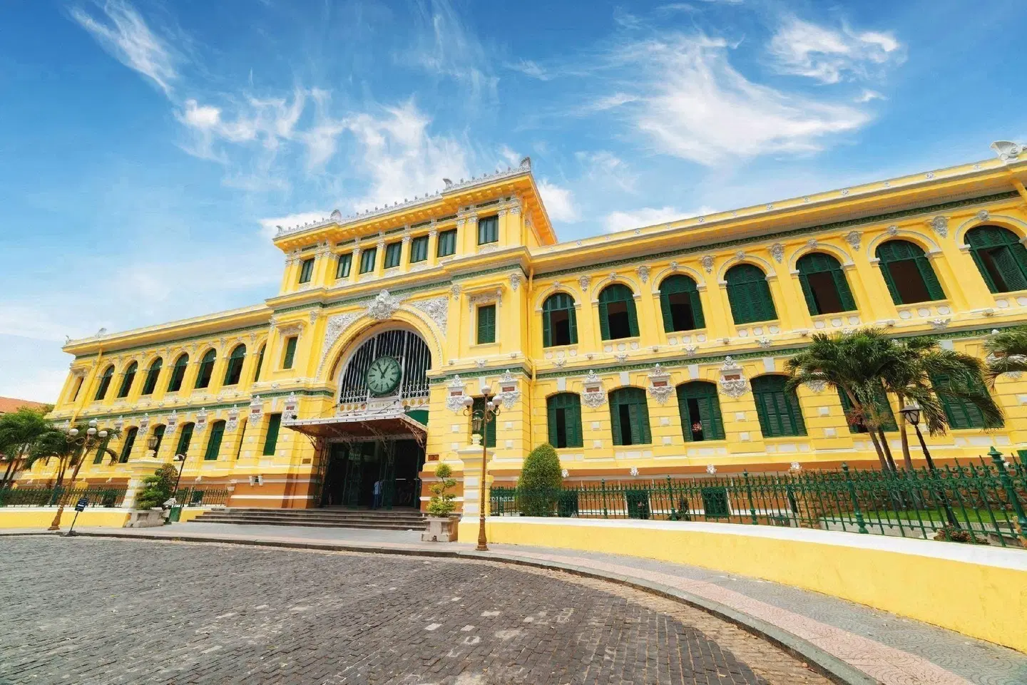 Dai Nam Sai Gon Hotel EXTERIOR