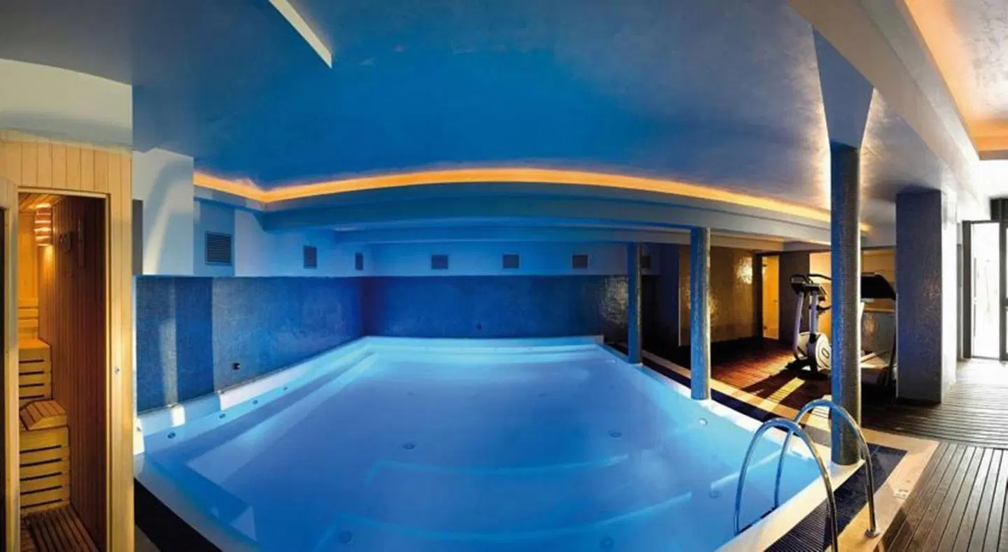 Plus Florence Hallenbad