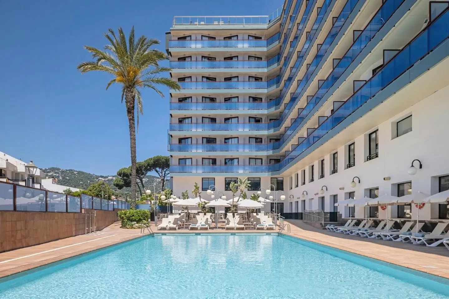 htop Jadhe OUTDOOR_POOL