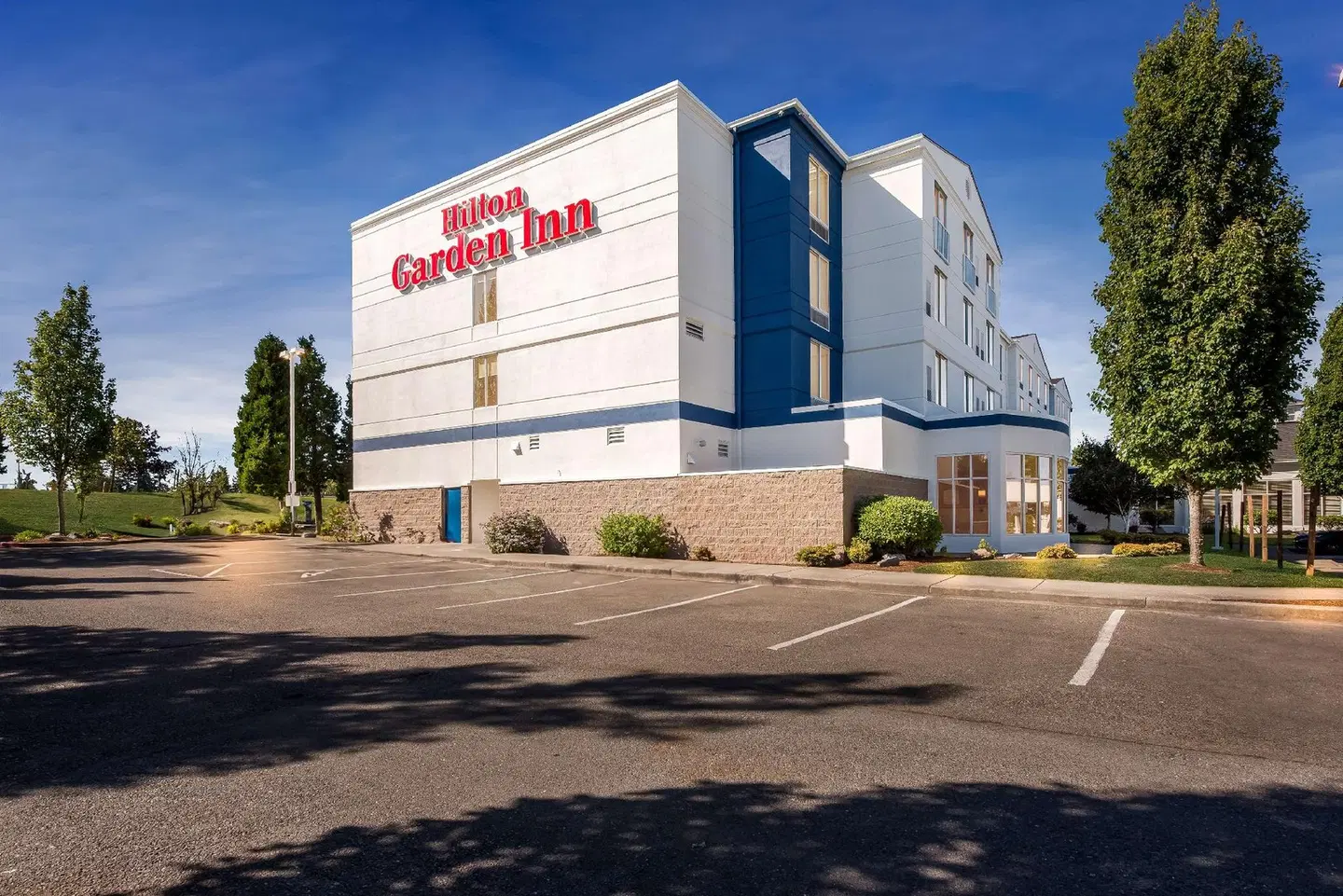 Hilton Garden Inn Seattle North-Everett EXTERIOR