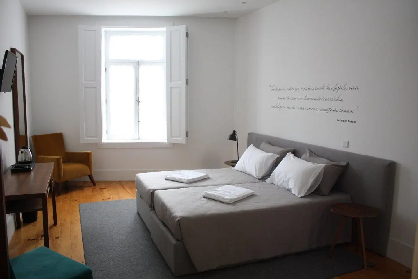 Trovador City Guest House ROOM_EXAMPLE