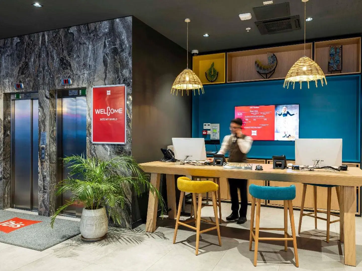 ibis Istanbul Sisli Bar