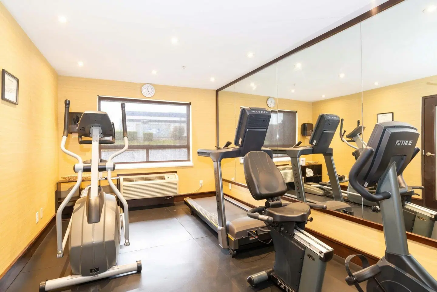Sandman Hotel & Suites Abbotsford SPORTS_AND_LEISURE