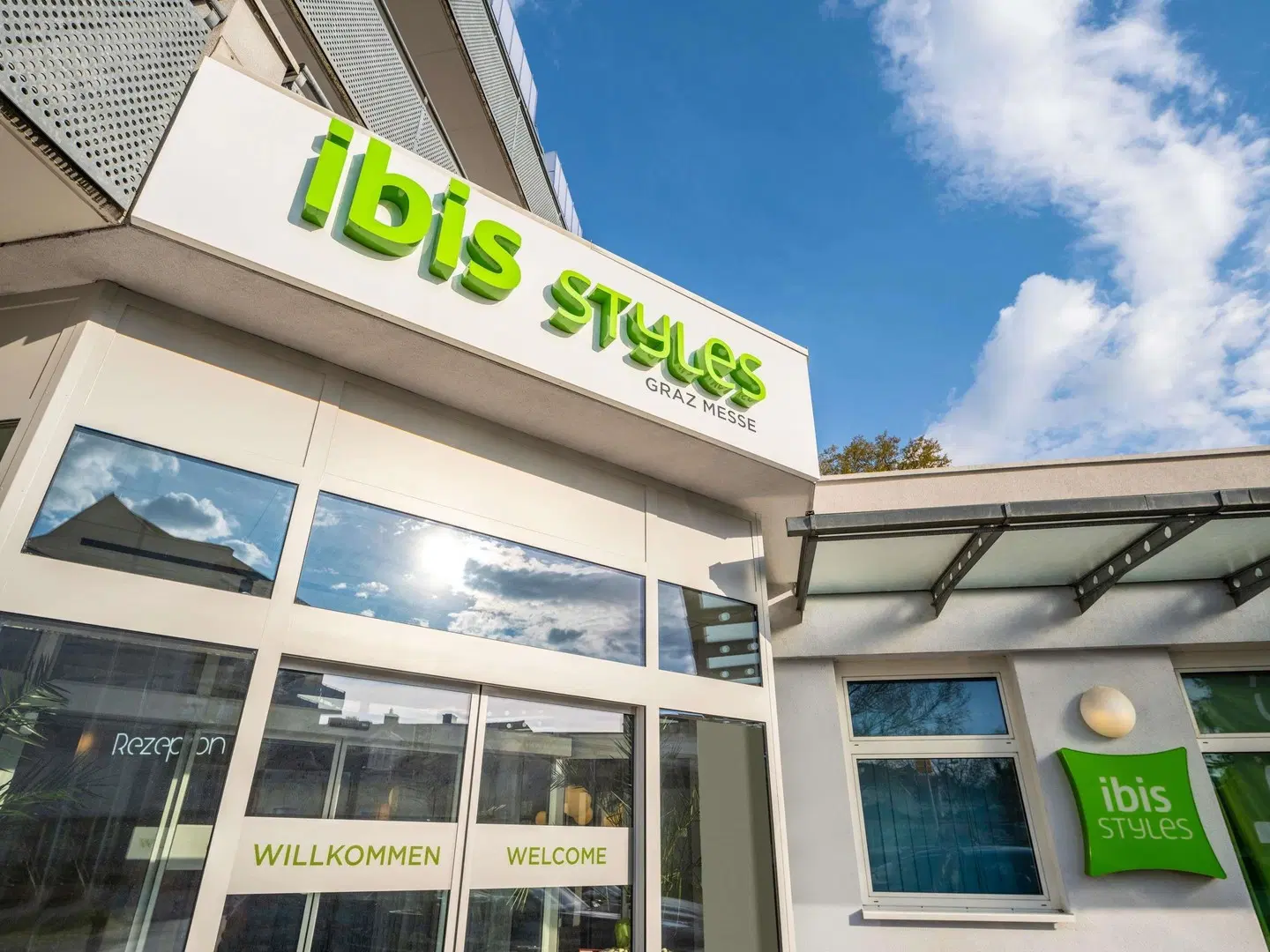 ibis Styles Graz Messe EXTERIOR