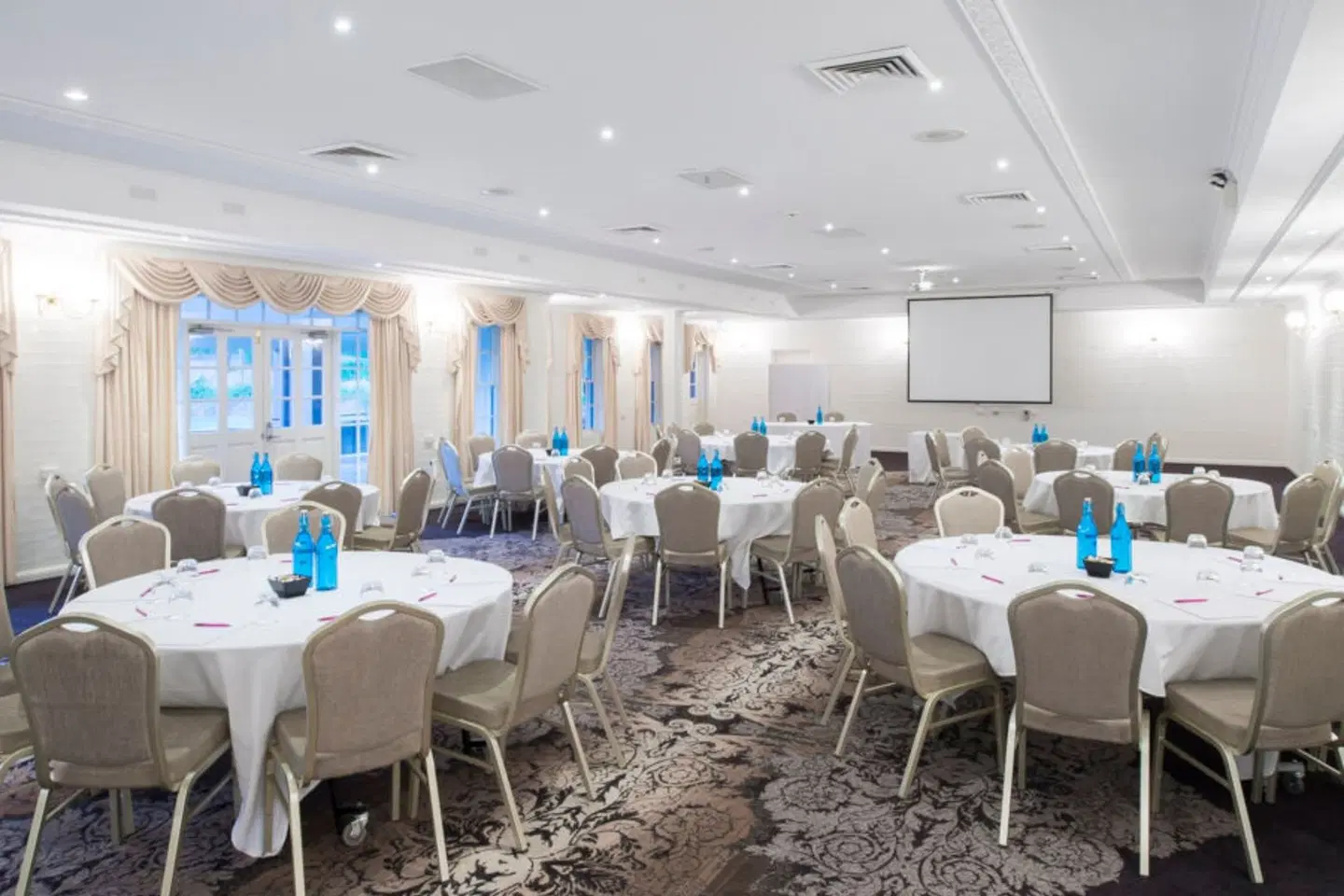 Crowne Plaza Hawkesbury Valley by IHG Restaurant