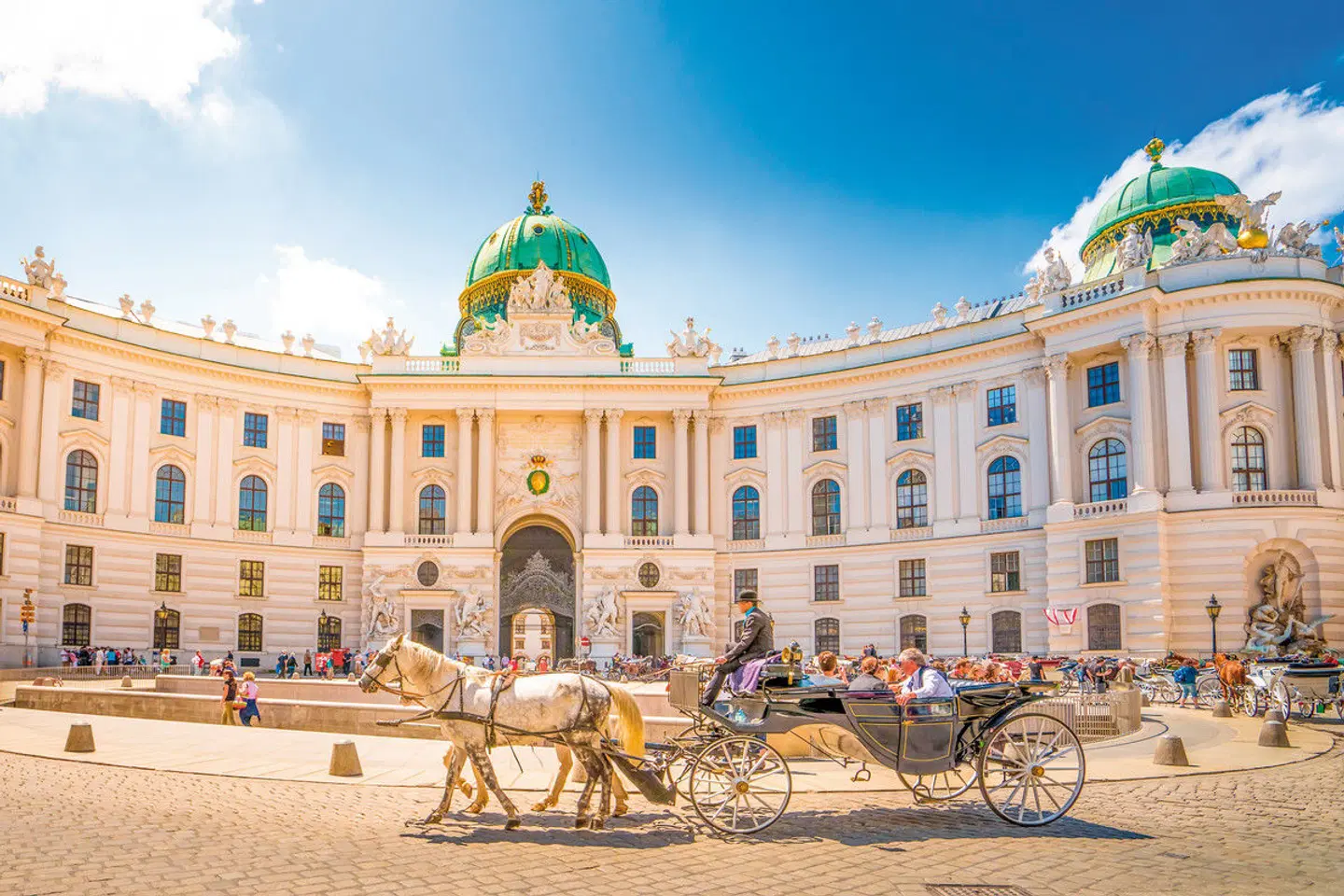 Radreise von Wien nach Budapest EXTERIOR