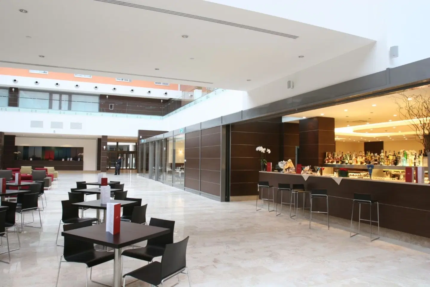 Plaza Caserta Restaurant