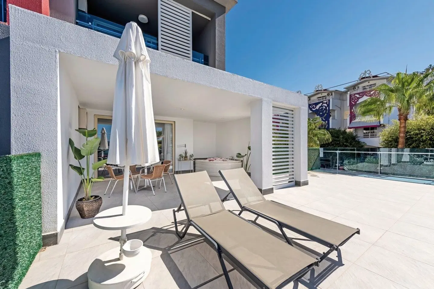 White City Beach Terrasse