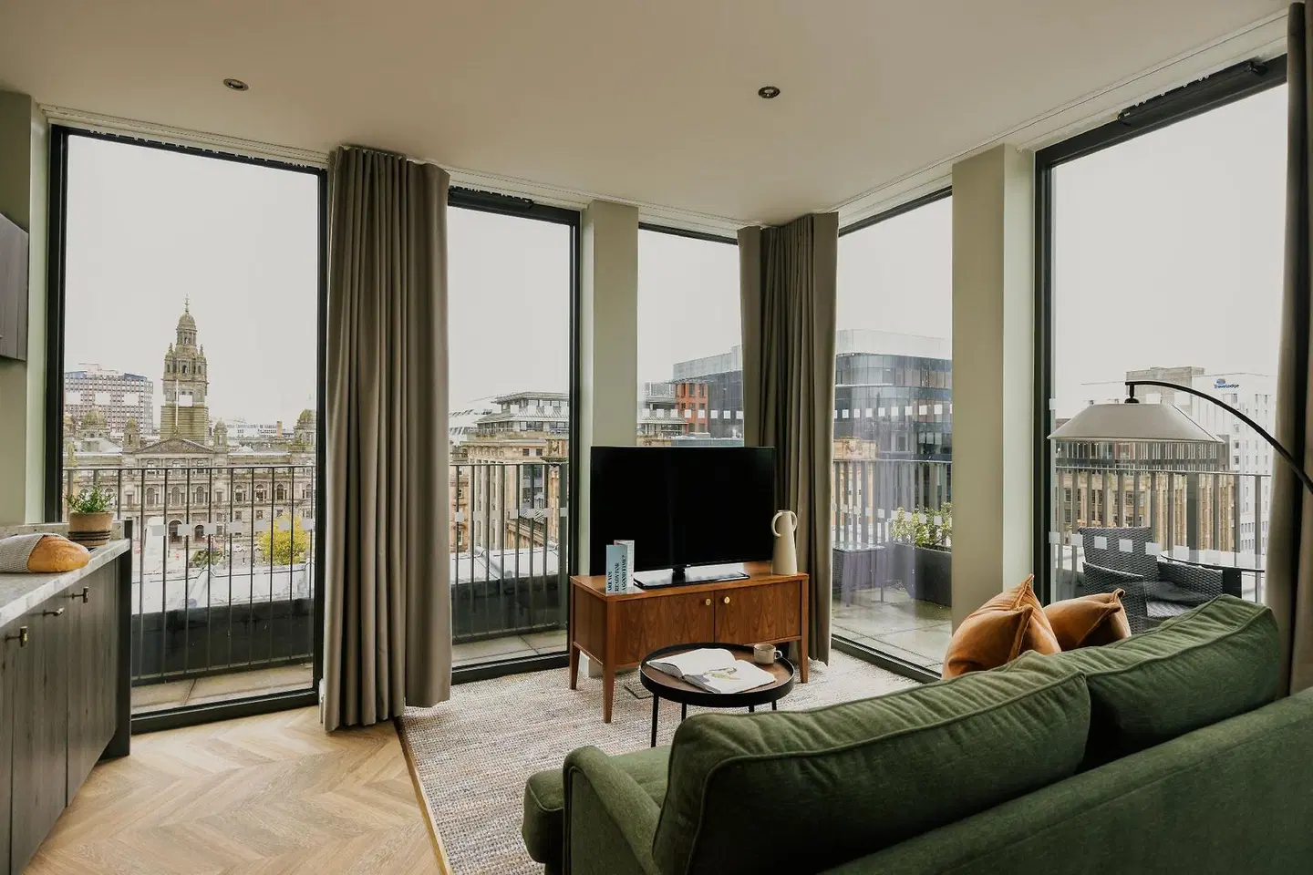 Native Glasgow ROOM_EXAMPLE