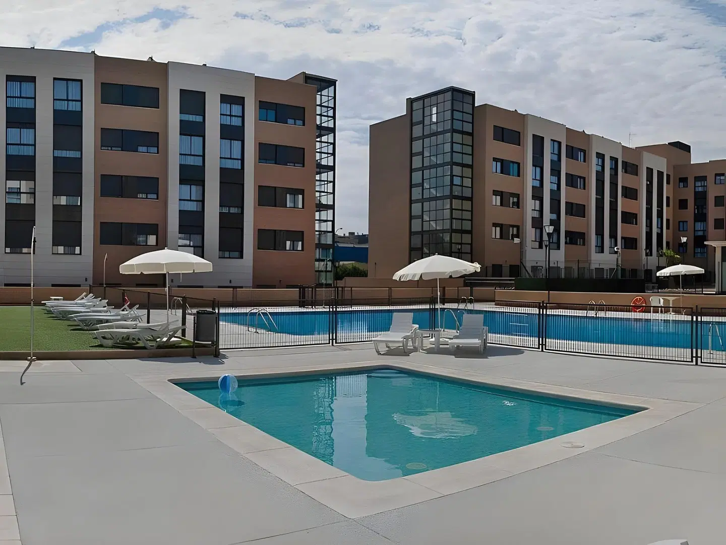 Compostela Suites OUTDOOR_POOL