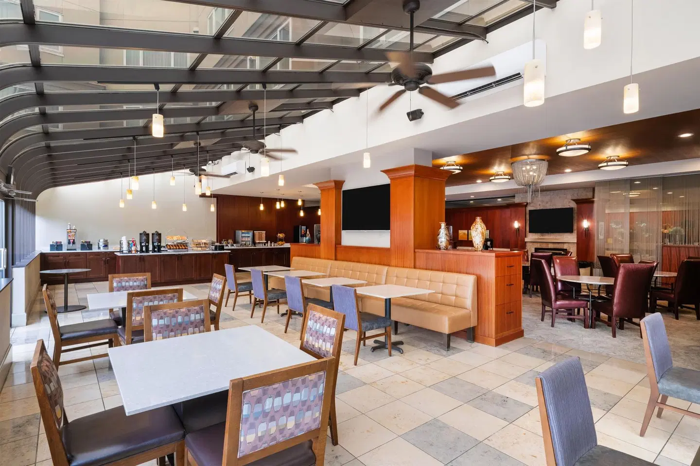 Silver Cloud Hotel - Bellevue Eastgate Bar
