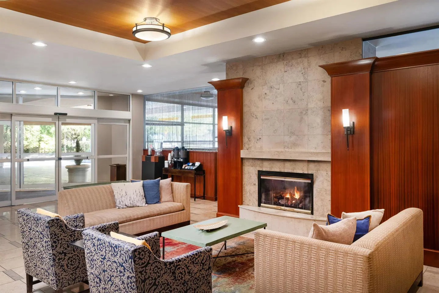 Silver Cloud Hotel - Bellevue Eastgate LOUNGE_LOBBY