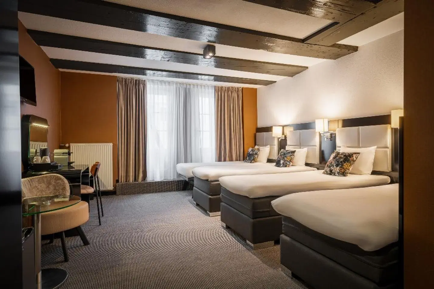 Mansion ROOM_EXAMPLE