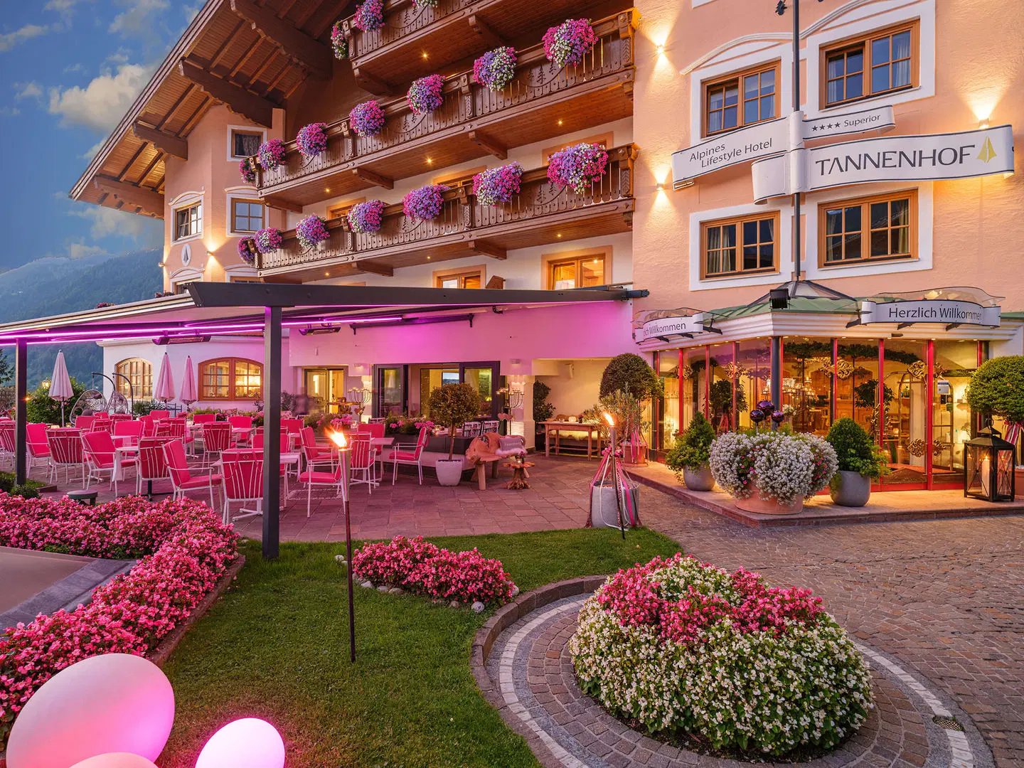 Hotel Tannenhof EXTERIOR